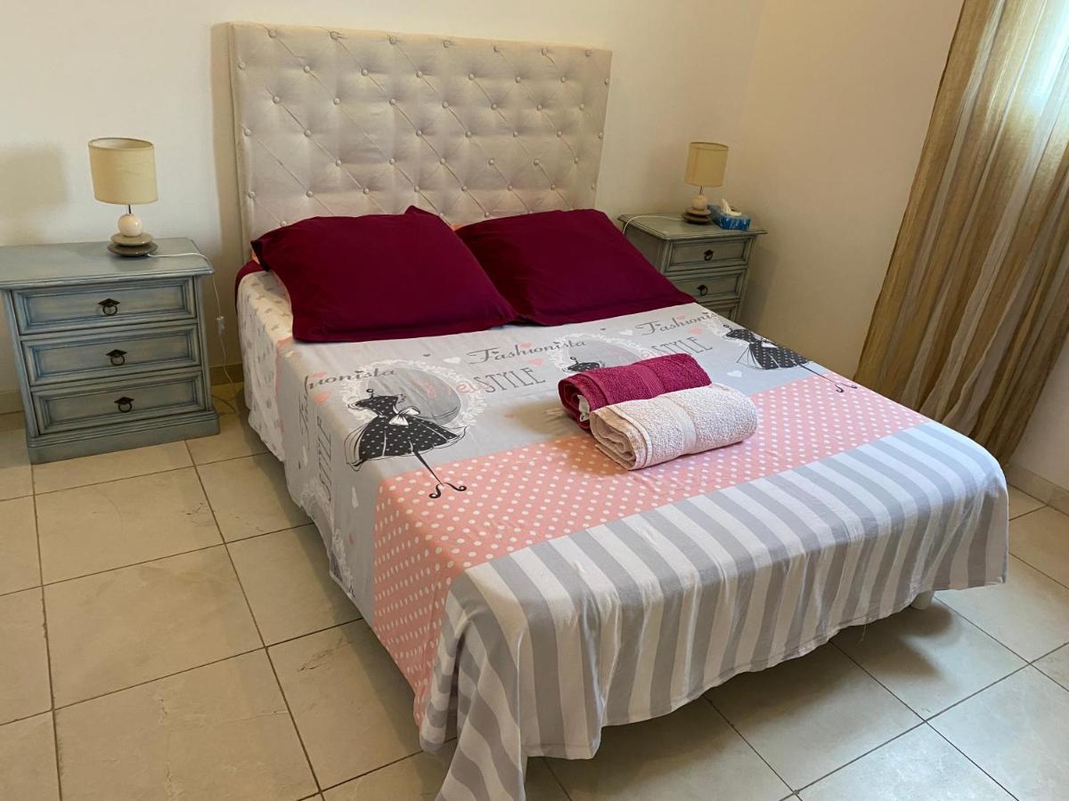 Appartements La Mangouste Сен Максим Екстериор снимка